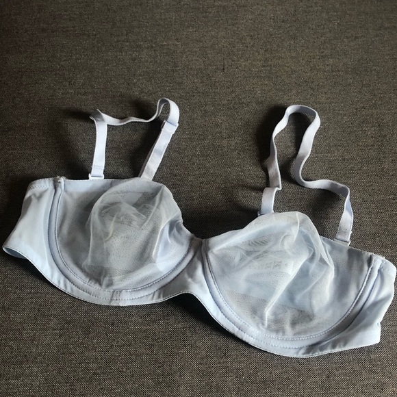 Ultra fine mesh SKIMS strapless bra - Picture 5 of 7